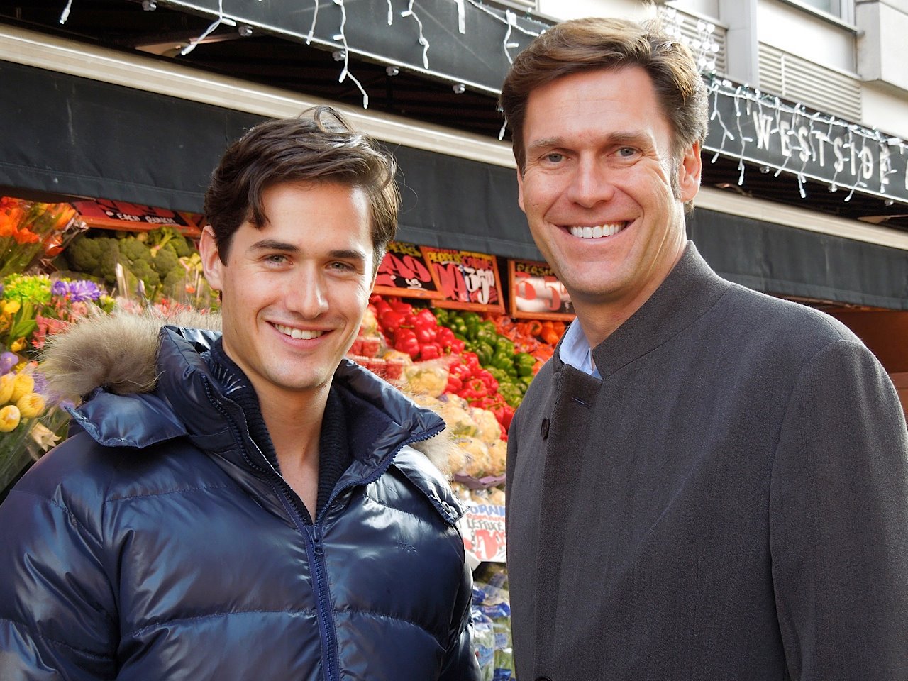 Charlie Siem and CBS News National Correspondent Lee Cowan in December 2011. Click to watch the video!
